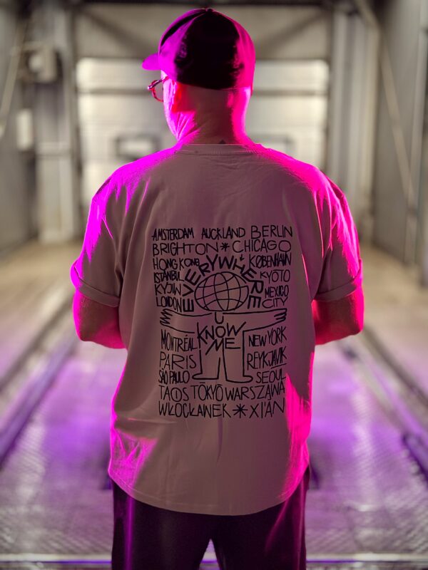 u know me everywhere t-shirt ludzik pink